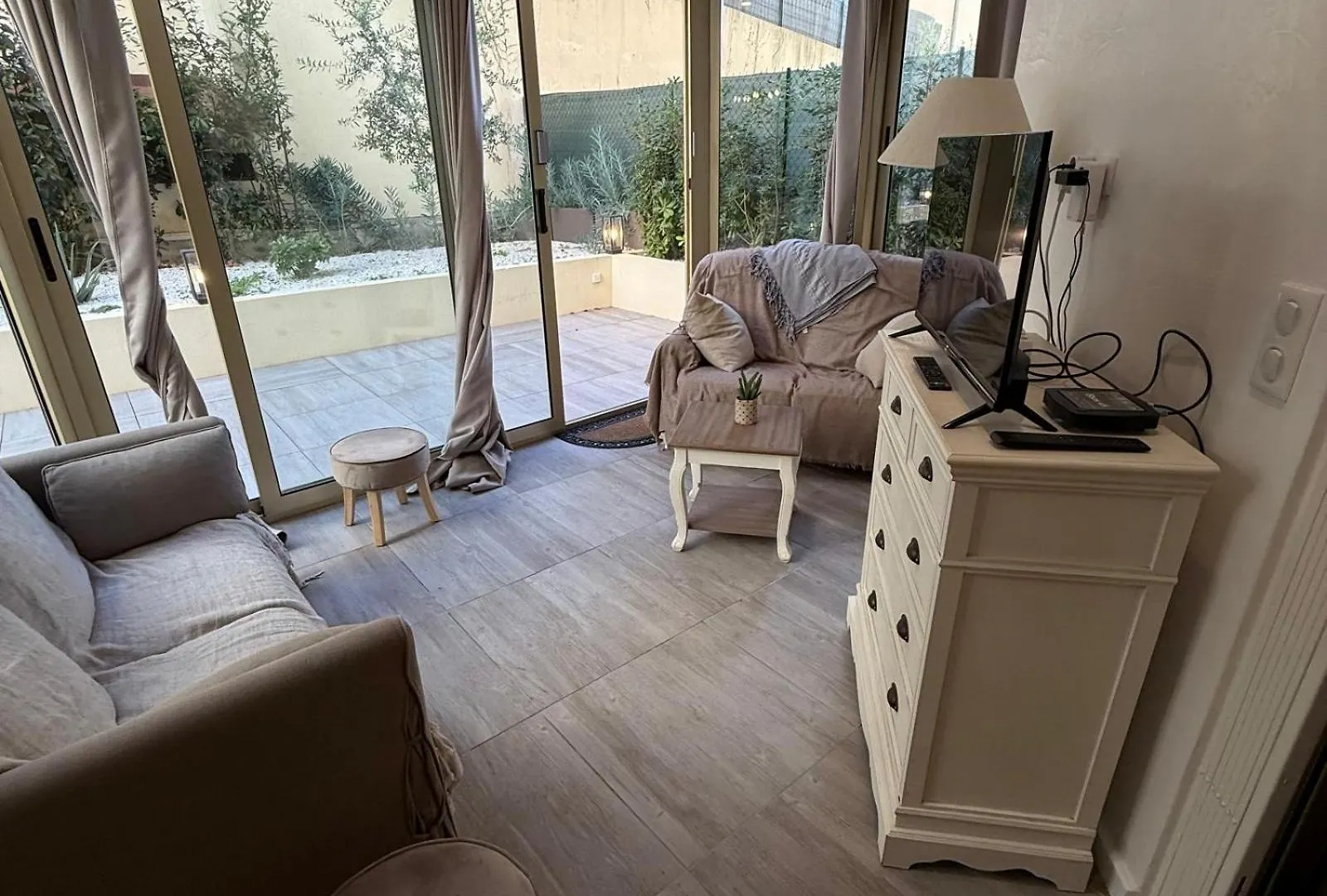 Cannes Garden Suquet, Terrasse & Garage Apartment
