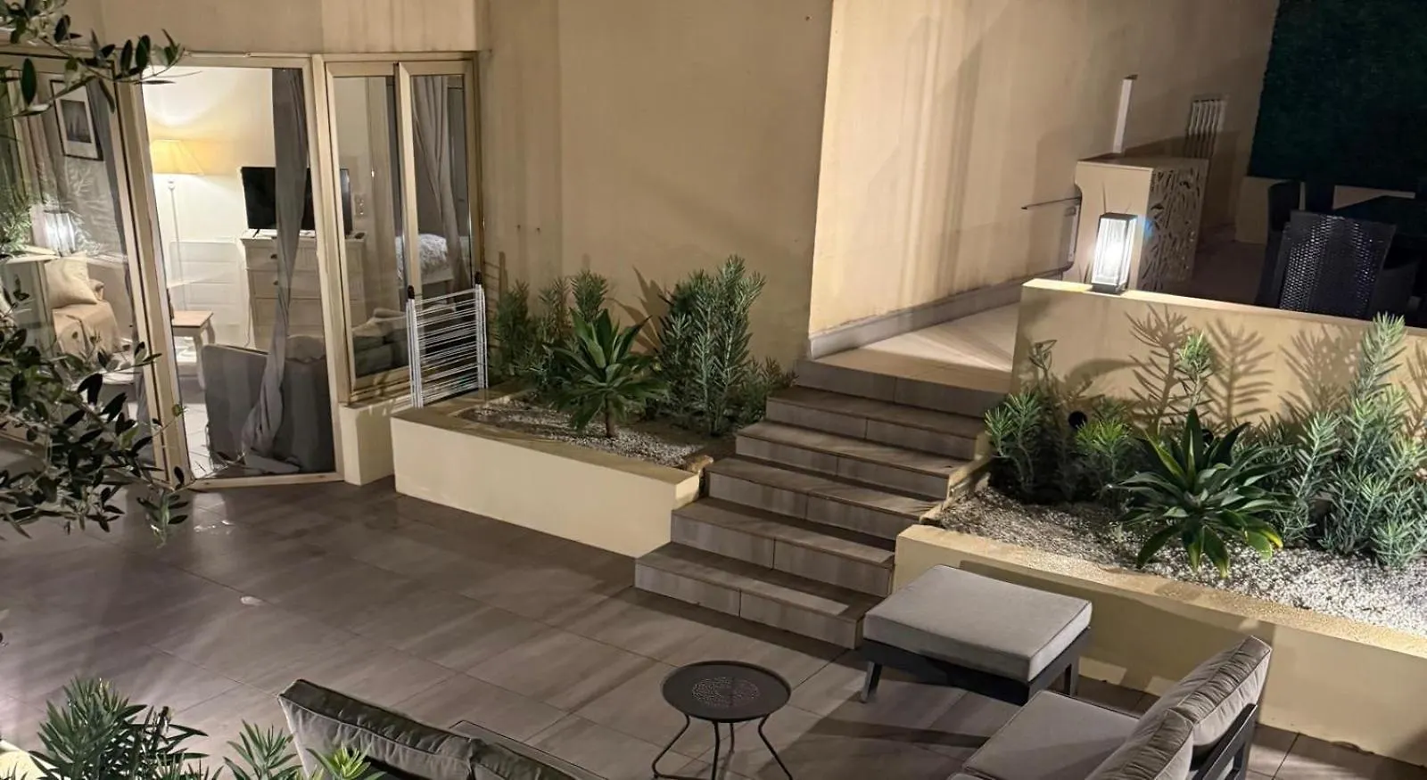 Cannes Garden Suquet, Terrasse & Garage 0*,
